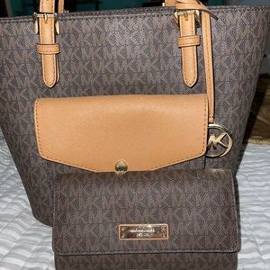 Michael Kors Tote